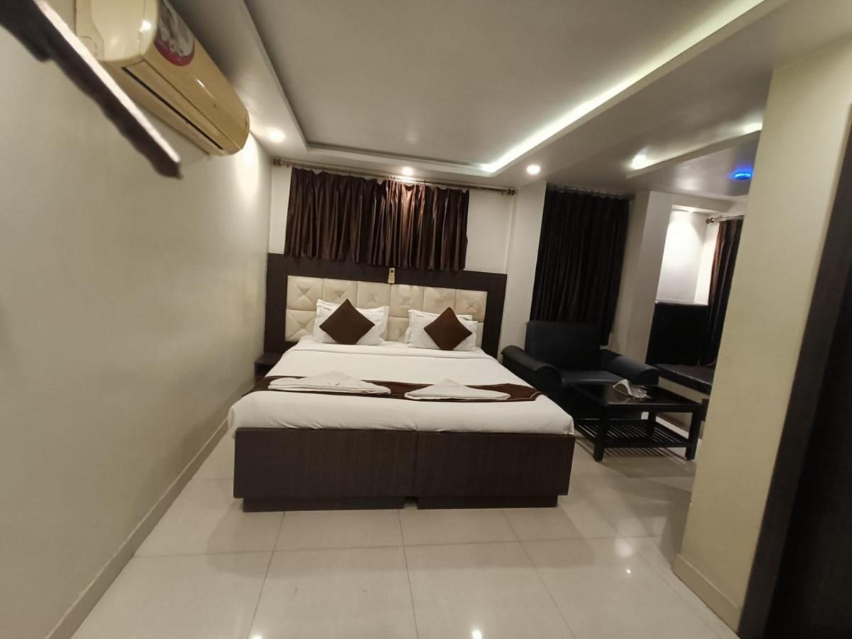 Sheldon Hotel Kolkata Eksteriør bilde